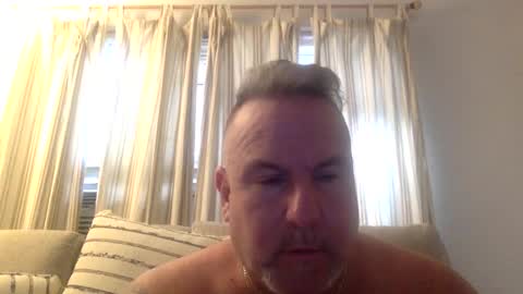 Snapshot of banana5289 chatting on 01/01/25, 08:26 banana5289 online show from 01/01/25, 08:26