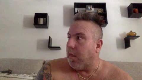 Snapshot of banana5289 chatting on 01/11/25, 04:36 banana5289 online show from 01/11/25, 04:36