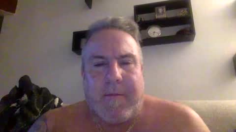 Snapshot of banana5289 chatting on 02/13/25, 11:15 banana5289 online show from 02/13/25, 11:15