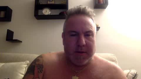 Snapshot of banana5289 chatting on 02/15/25, 04:36 banana5289 online show from 02/15/25, 04:36