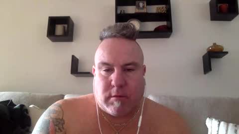 Snapshot of banana5289 chatting on 02/22/25, 01:46 banana5289 online show from 02/22/25, 01:46
