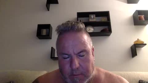 Snapshot of banana5289 chatting on 09/15/25, 11:54 banana5289 online show from 09/15/25, 11:54
