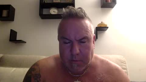 banana5289 online show from 10/31/25, 07:20