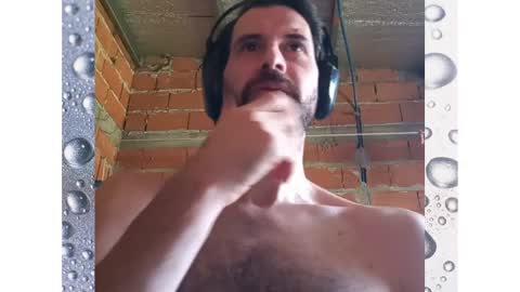 Snapshot of banana_argen_15 chatting on 02/13/25, 05:11 Ezequiel online show from 02/13/25, 05:11