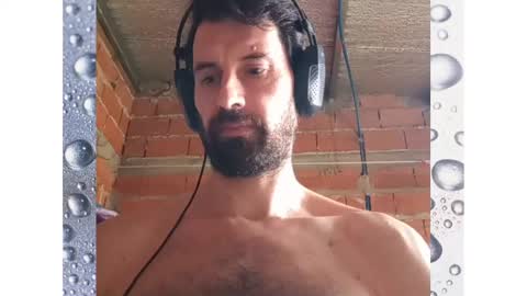 Snapshot of banana_argen_15 chatting on 02/24/25, 04:47 Ezequiel online show from 02/24/25, 04:47
