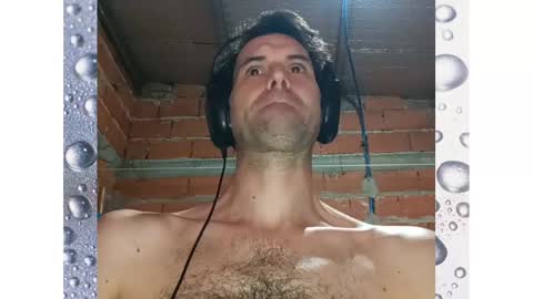 Snapshot of banana_argen_15 chatting on 03/01/25, 12:17 Ezequiel online show from 03/01/25, 12:17