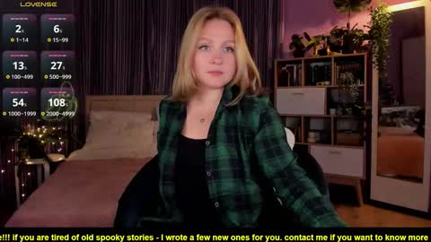 Snapshot of bananarum chatting on 10/17/25, 02:30 Allie online show from 10/17/25, 02:30