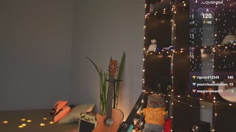 Ellen and  online show from 12/09/24, 08:12