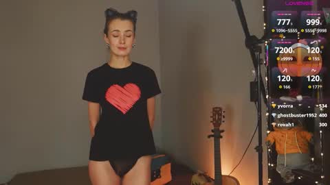 Ellen and  online show from 10/17/25, 04:31