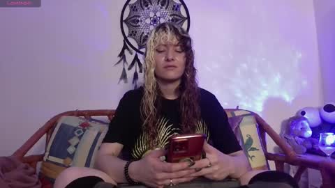 V E R O N I C A online show from 02/10/25, 03:24