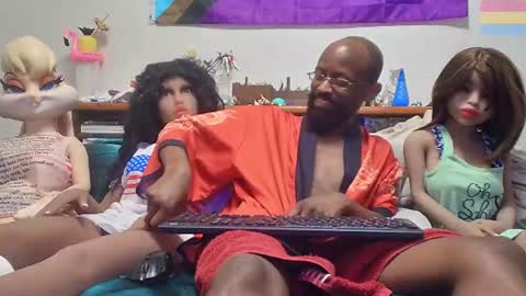 Bando Husbando online show from 07/04/26, 05:13