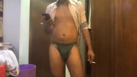 Snapshot of bangalidickolo chatting on 03/07/25, 04:22 Bangalidick online show from 03/07/25, 04:22