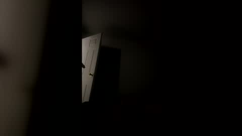 banirtrisco online show from 03/25/26, 02:39