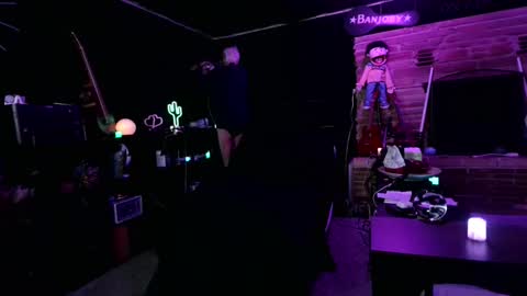 Snapshot of banjoey48 chatting on 02/23/26, 02:31 BANJOEY online show from 02/23/26, 02:31