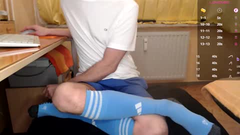       online show from 12/04/25, 07:00