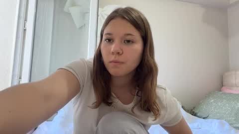 Snapshot of baosznejkowski chatting on 05/12/26, 02:58 Sumi online show from 05/12/26, 02:58