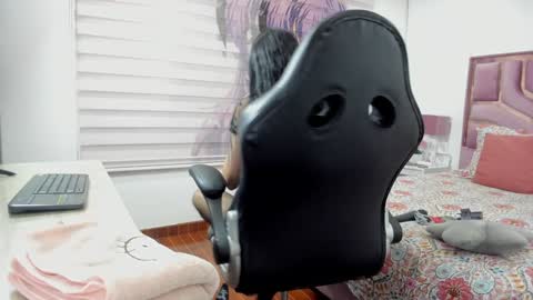 Gabi  online show from 01/16/25, 08:57