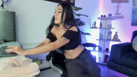 Gabi  online show from 02/18/25, 01:21