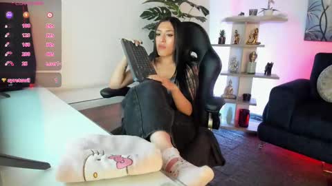 Gabi  online show from 09/25/25, 07:39