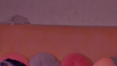 Barbie Kim online show from 02/10/25, 05:25