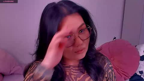 Barbie Kim online show from 02/18/26, 09:22