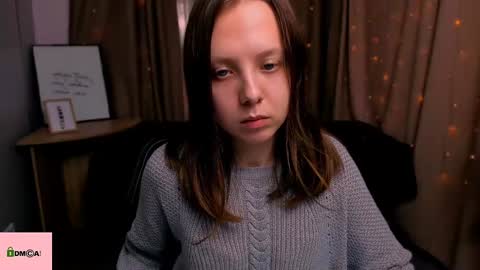 Snapshot of barbara_meow_ chatting on 12/03/24, 01:43 Barbara online show from 12/03/24, 01:43