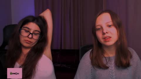 Snapshot of barbara_meow_ chatting on 12/24/24, 06:06 Barbara online show from 12/24/24, 06:06