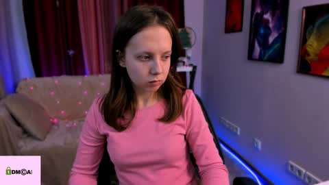 Snapshot of barbara_meow_ chatting on 01/02/25, 04:35 Barbara online show from 01/02/25, 04:35