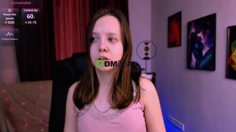 Snapshot of barbara_meow_ chatting on 02/07/25, 01:22 Barbara online show from 02/07/25, 01:22