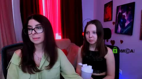 Snapshot of barbara_meow_ chatting on 02/24/25, 01:42 Barbara online show from 02/24/25, 01:42