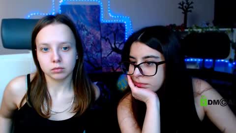 Snapshot of barbara_meow_ chatting on 02/25/25, 04:53 Barbara online show from 02/25/25, 04:53