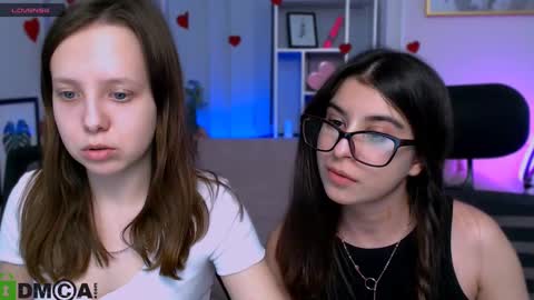 Snapshot of barbara_meow_ chatting on 03/12/25, 04:46 Barbara online show from 03/12/25, 04:46