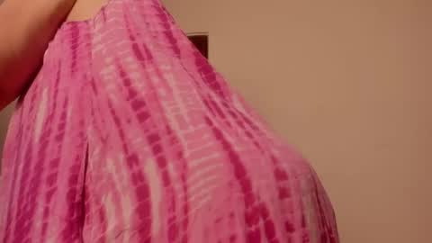 Snapshot of barbarafight chatting on 05/15/26, 11:12 Brbara. online show from 05/15/26, 11:12