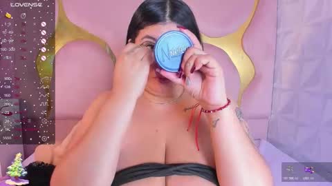 Snapshot of barbaranick chatting on 12/14/25, 12:21 Natasha online show from 12/14/25, 12:21