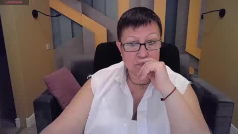 Snapshot of barbaraturners chatting on 12/10/24, 02:27 barbaraturners online show from 12/10/24, 02:27