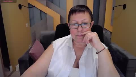 Snapshot of barbaraturners chatting on 12/23/24, 05:28 barbaraturners online show from 12/23/24, 05:28