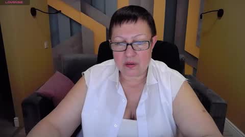 Snapshot of barbaraturners chatting on 12/25/24, 06:41 barbaraturners online show from 12/25/24, 06:41