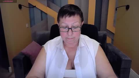 Snapshot of barbaraturners chatting on 12/25/24, 09:43 barbaraturners online show from 12/25/24, 09:43