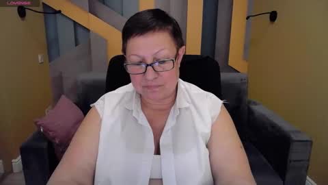 Snapshot of barbaraturners chatting on 01/11/25, 02:09 barbaraturners online show from 01/11/25, 02:09