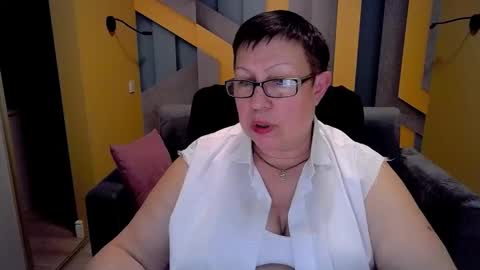 Snapshot of barbaraturners chatting on 03/09/25, 06:43 barbaraturners online show from 03/09/25, 06:43