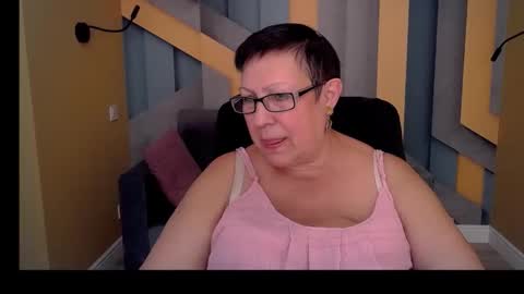 Snapshot of barbaraturners chatting on 09/21/25, 11:56 barbaraturners online show from 09/21/25, 11:56