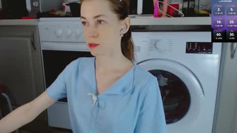 Amina online show from 11/23/25, 04:51