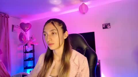 sexy Barbie online show from 05/13/26, 01:14