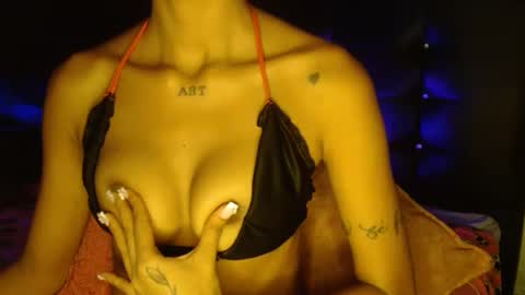 Snapshot of barbie_222 chatting on 10/09/25, 12:41 barbie_222 online show from 10/09/25, 12:41