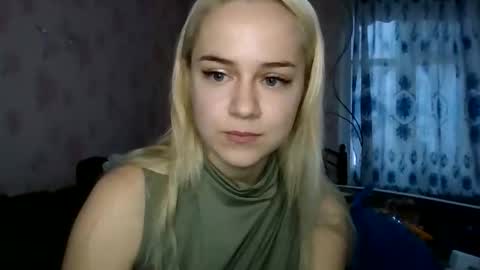 Snapshot of barbie___girl chatting on 11/12/25, 05:30 barbie___girl online show from 11/12/25, 05:30