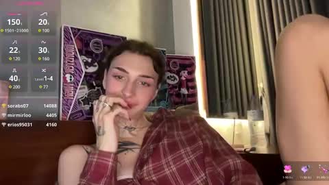 Snapshot of barbie_bi chatting on 12/26/24, 02:37 My name is Molly. Please say hello I like talking to you. If you have any wishes or obscene desires please use the tip menu online show from 12/26/24, 02:37