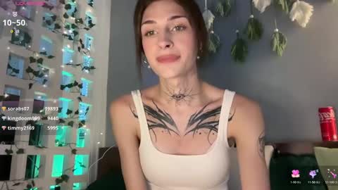 Snapshot of barbie_bi chatting on 01/24/25, 10:43 My name is Molly. Please say hello I like talking to you. If you have any wishes or obscene desires please use the tip menu online show from 01/24/25, 10:43