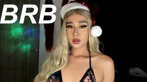Snapshot of barbie_boy_ chatting on 12/03/24, 11:22 I work from home this is my room 3 online show from 12/03/24, 11:22