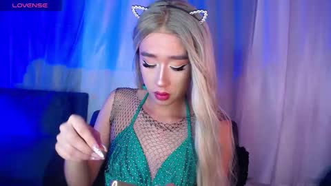 Snapshot of barbie_boy_ chatting on 02/06/25, 08:39 I work from home this is my room 3 online show from 02/06/25, 08:39