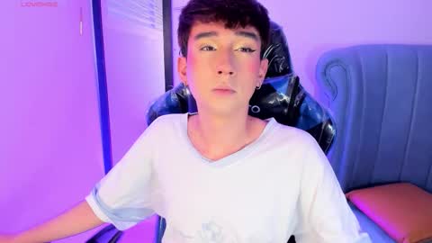          I work from home this is my room 3 online show from 03/26/26, 07:47